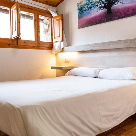Hostal Casa Palmira Espot Bagian luar foto